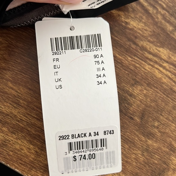 Chantelle Push Up Bra - Picture 6 of 7